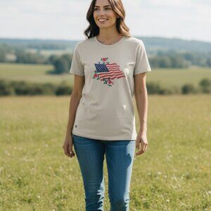 Life is Good W's Flowering Red Rose America Flag Crusher-LITE Tee